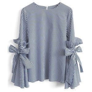 NWT chicwish sz: xs/s blue/white bell sleeve top